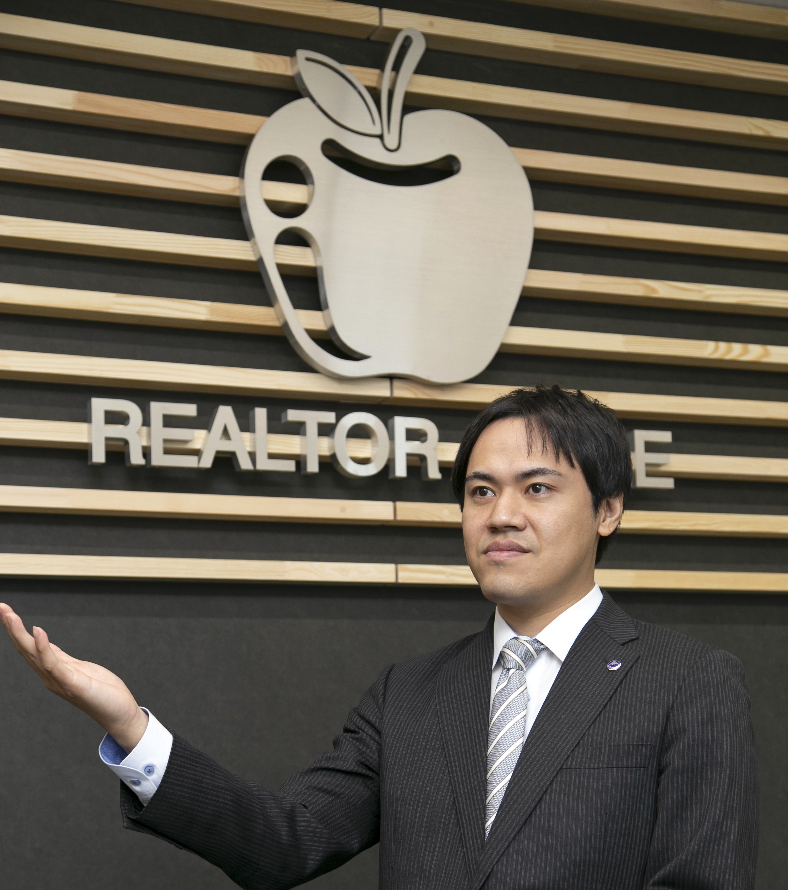 グループ代表者 小川 恭平